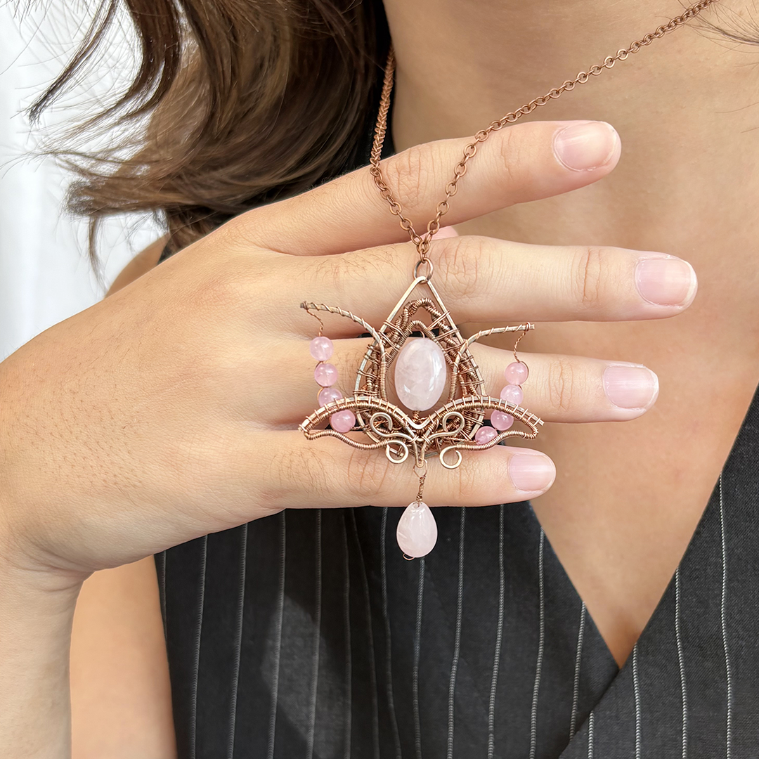 Filofly Handmade Rose Quartz Lotus Pendant Copper Rose Silver Wire Weaving and Wrapped Jewelry Natural Stone with 18 Necklace for women gift