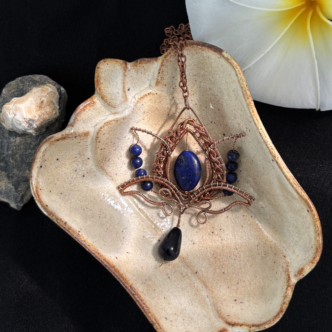 Filofly Handmade Lapis Lazuri Lotus Pendant Copper Rose Silver Wire Weaving and Wrapped Jewelry Natural Stone with 18 Necklace for women gift