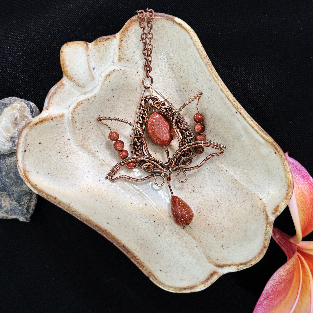 Filofly Handmade Goldstone Lotus Pendant Copper Rose Silver Wire Weaving and Wrapped Jewelry Natural Stone with 18 Necklace for women gift